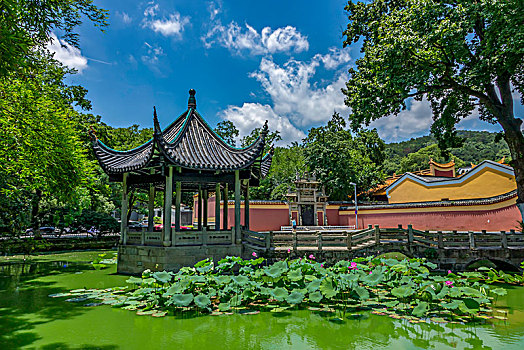 cách chơi xiên quay
